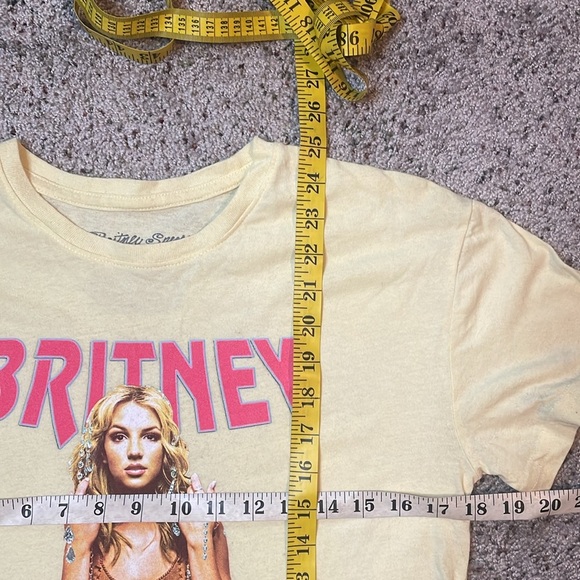 Britney Spears T Shirt Size Small - Picture 5 of 5